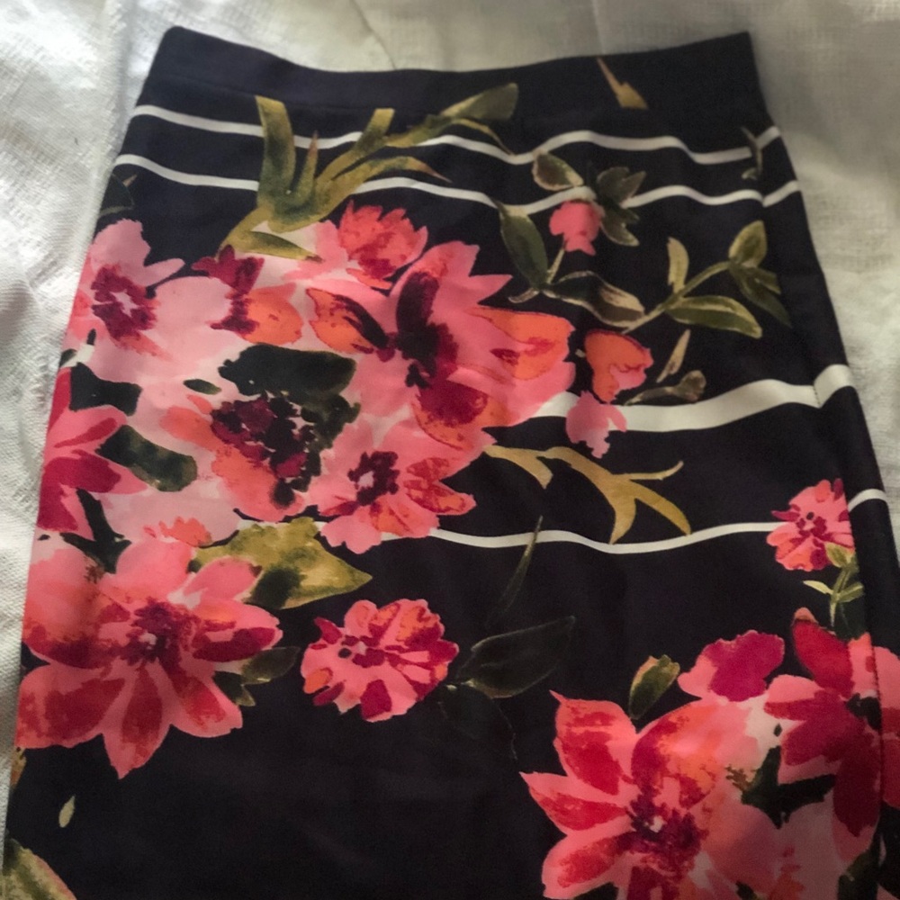 Floral pencil skirt